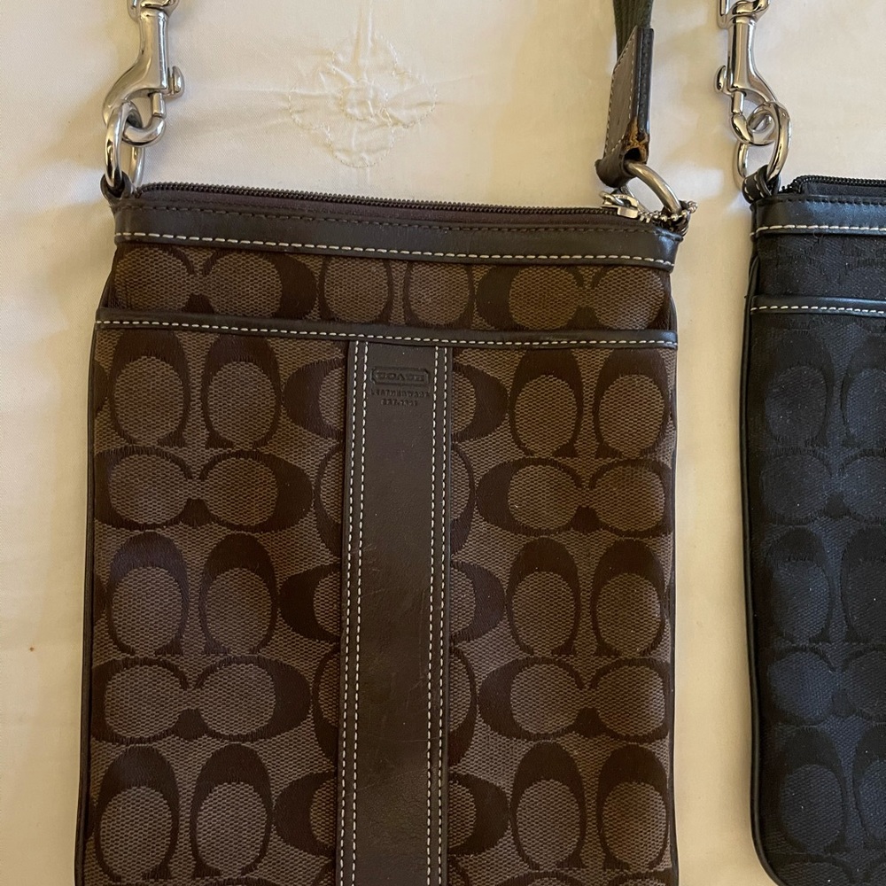 Coach purses - Picture 3 of 3